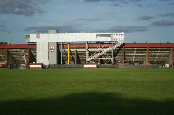 The new pressbox, almost done!